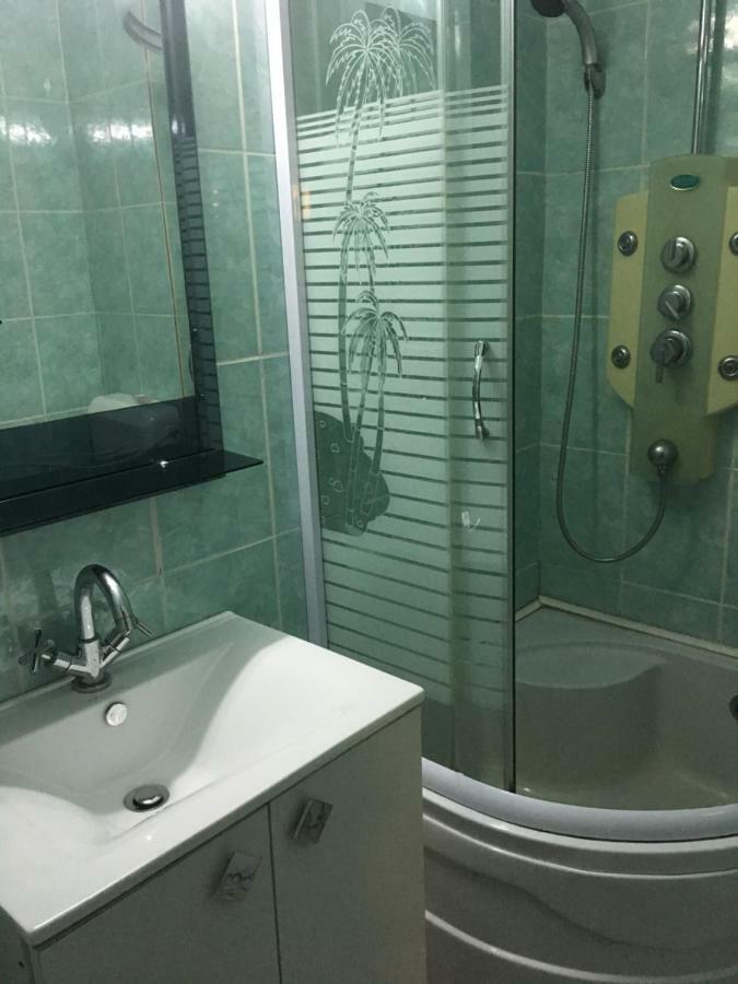 Ferienwohnung Apartament Antonia Tîrgu Ocna Exterior foto