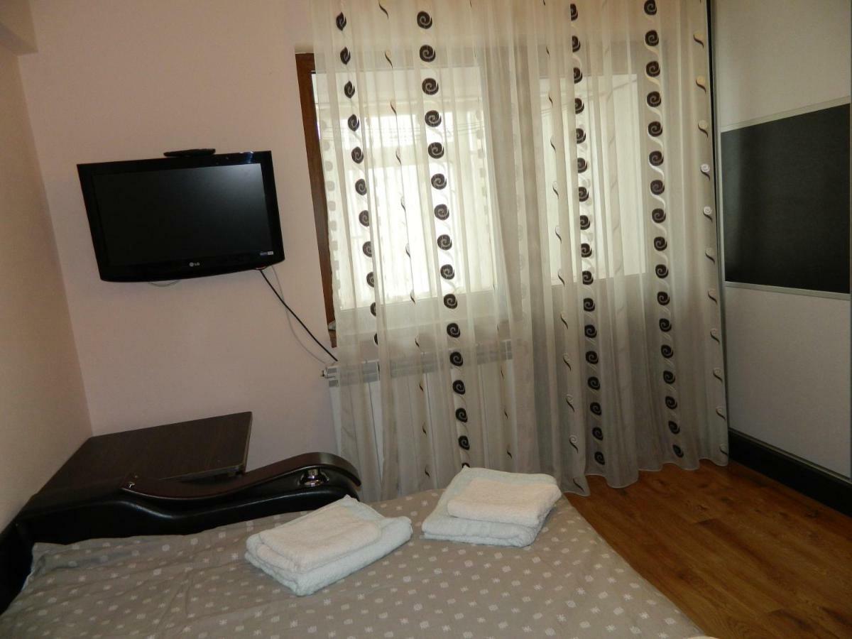 Ferienwohnung Apartament Antonia Tîrgu Ocna Exterior foto